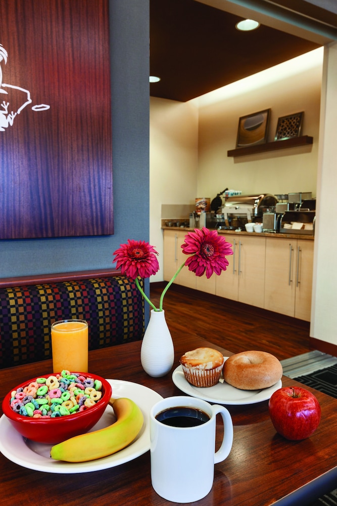 TownePlace Suites by Marriott Joliet South - photo 27