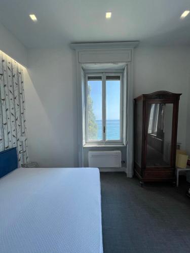 Villino Saraceno Rostain — 4-Star Luxury Hotel in Campochiesa, Italy
