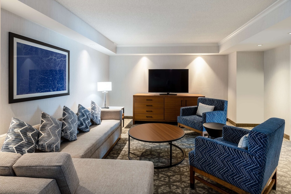 Embassy Suites by Hilton Portland Airport - photo 18