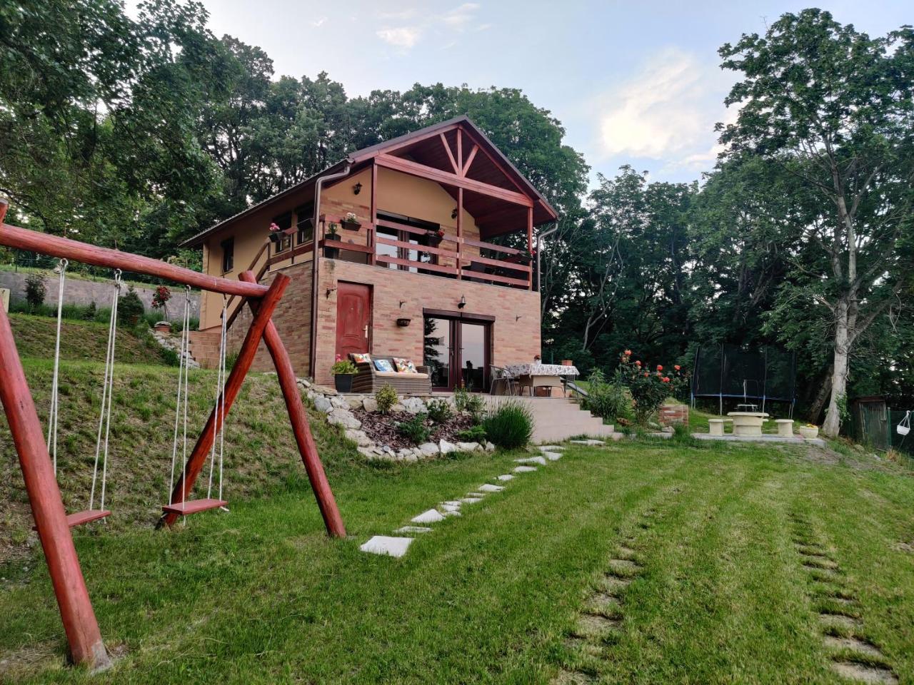 Krisztina Vendégház Leányfalu Különálló itt csak Ti vagytok — 4-Star Luxury Hotel in Leanyfalu, Hungary