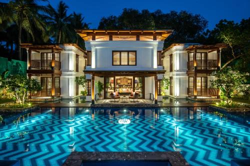 Azara Beach House 5 BHK Designer Villa Candolim Beach — 5-Star Luxury Hotel in Mormugao, India