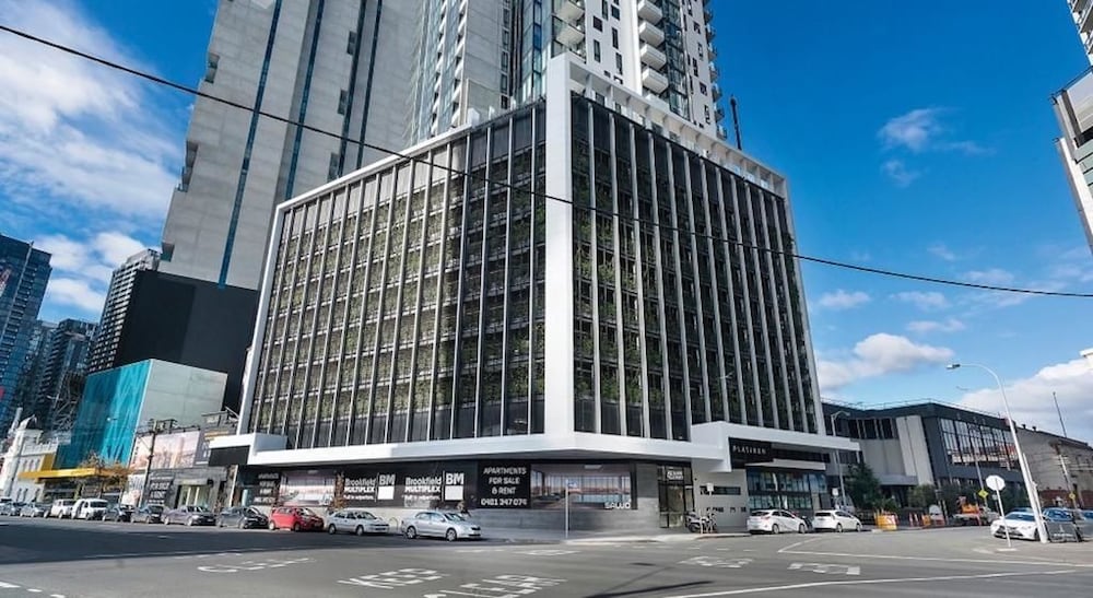Southbank Platinum Tower Apartment — hotel in Southbank