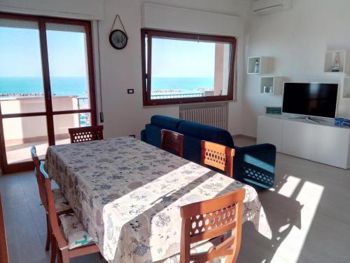 Appartamento Alba Rosa — 4-Star Luxury Hotel in Francavilla Al Mare, Italy