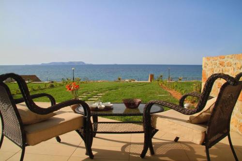 Sea View Beachfront Villa Maria — 4-Star Luxury Hotel in Gournes, Greece