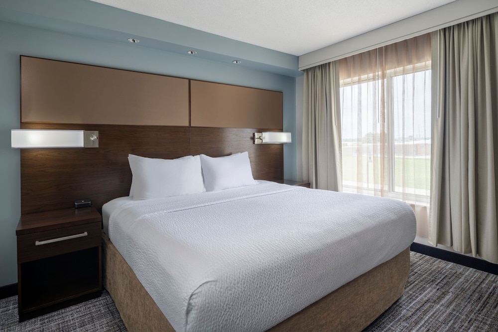 Residence Inn Bloomington - photo 7