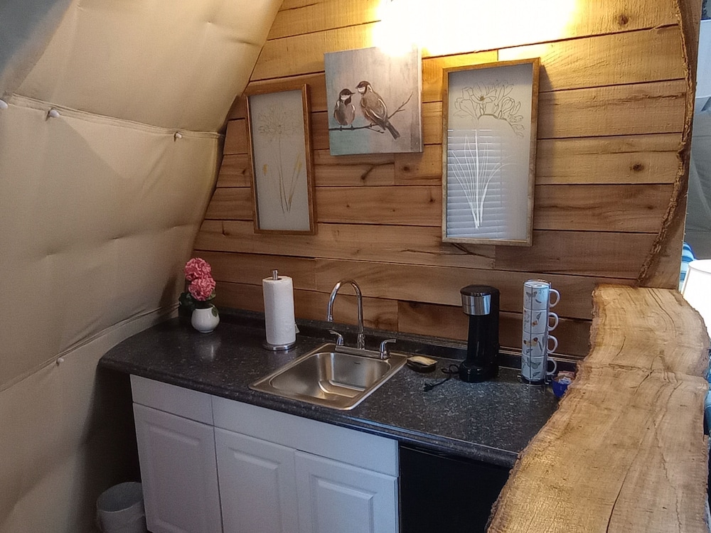 GlampOut Resort Elk River - photo 21