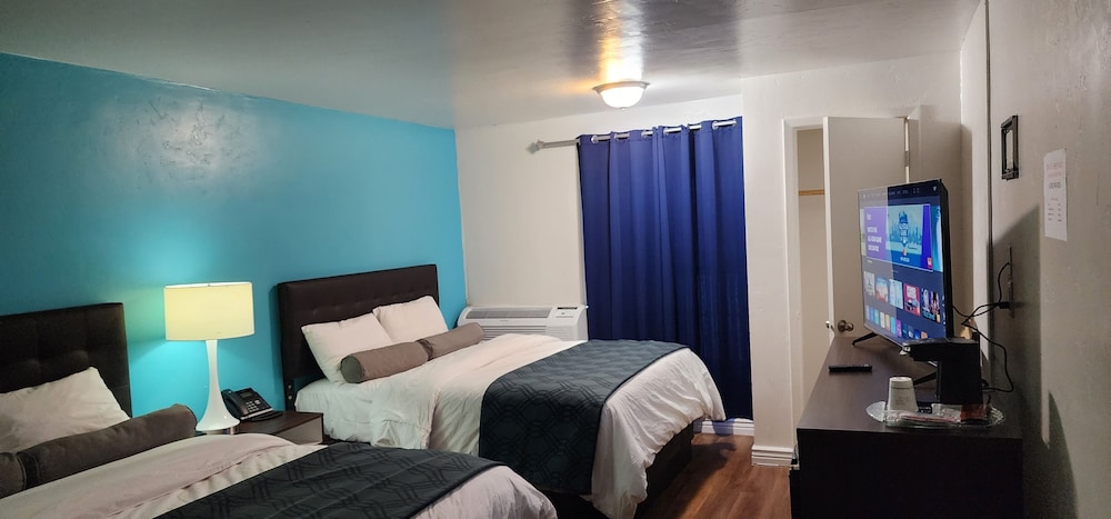 B&J Hotel and Apartment - photo 15