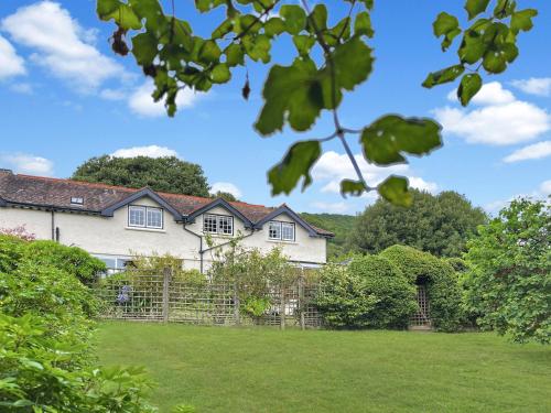 Vale View Apartment — 4-Star Luxury Hotel in Porlock, United Kingdom
