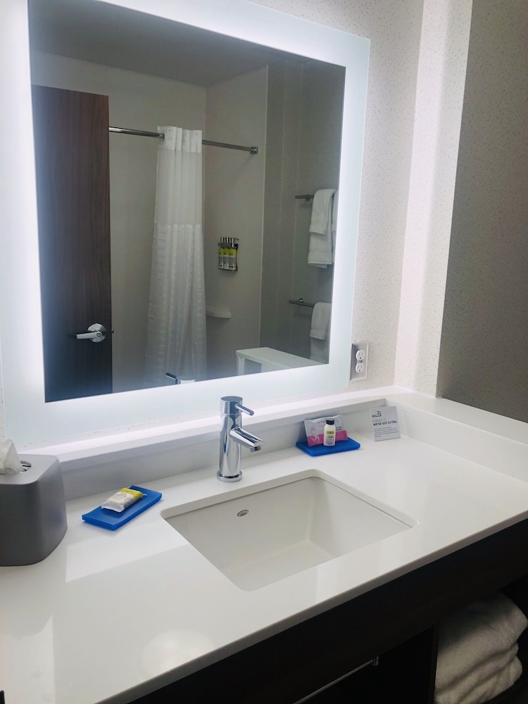 Holiday Inn Express & Suites Elko by IHG - photo 25