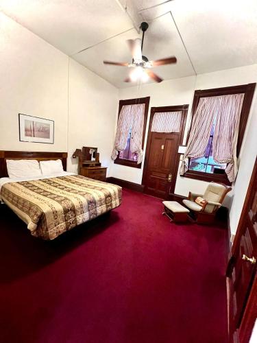 The Monarch Hotel - photo 29
