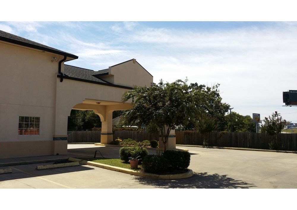 Cajun Inn - photo 14