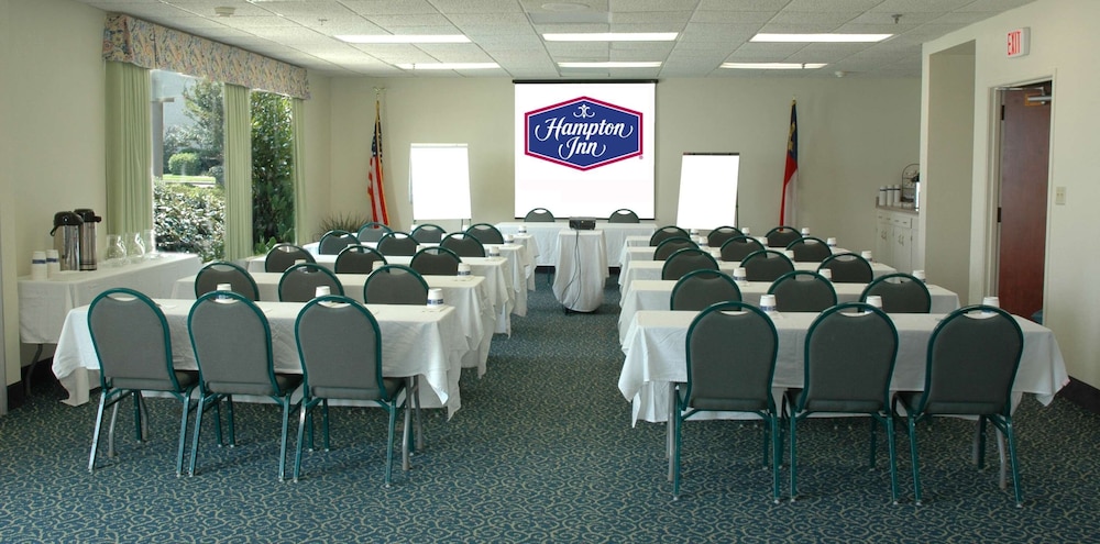 Hampton Inn Morehead City - photo 24
