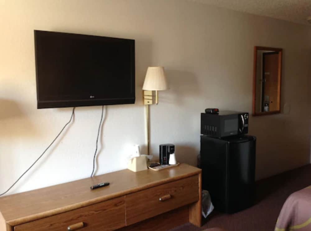 Super 8 by Wyndham Winchester VA - photo 16