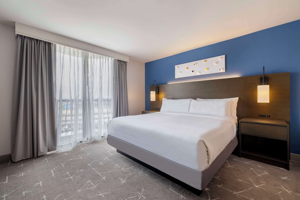 Embassy Suites by Hilton Tulsa I 44 - photo 21