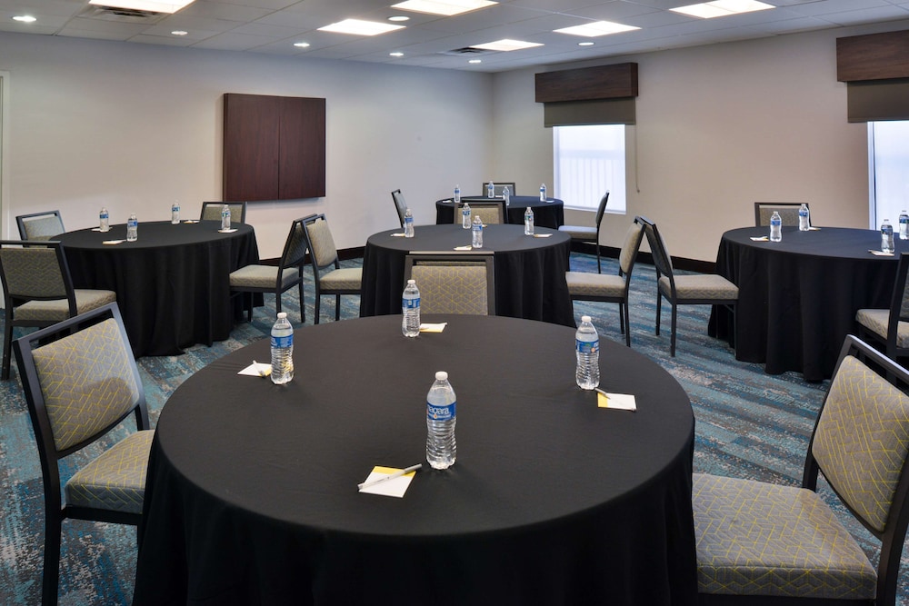 Hampton Inn & Suites Las Vegas Airport - photo 40