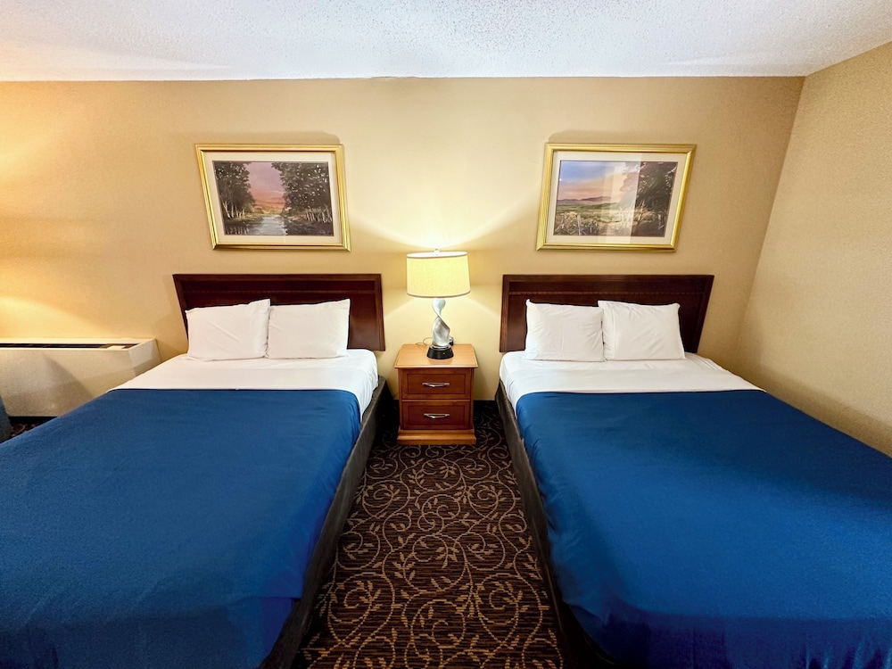 Grand Idaho Inn and Suites - photo 5
