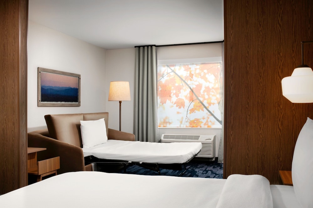 Fairfield by Marriott Inn & Suites Chino - photo 7