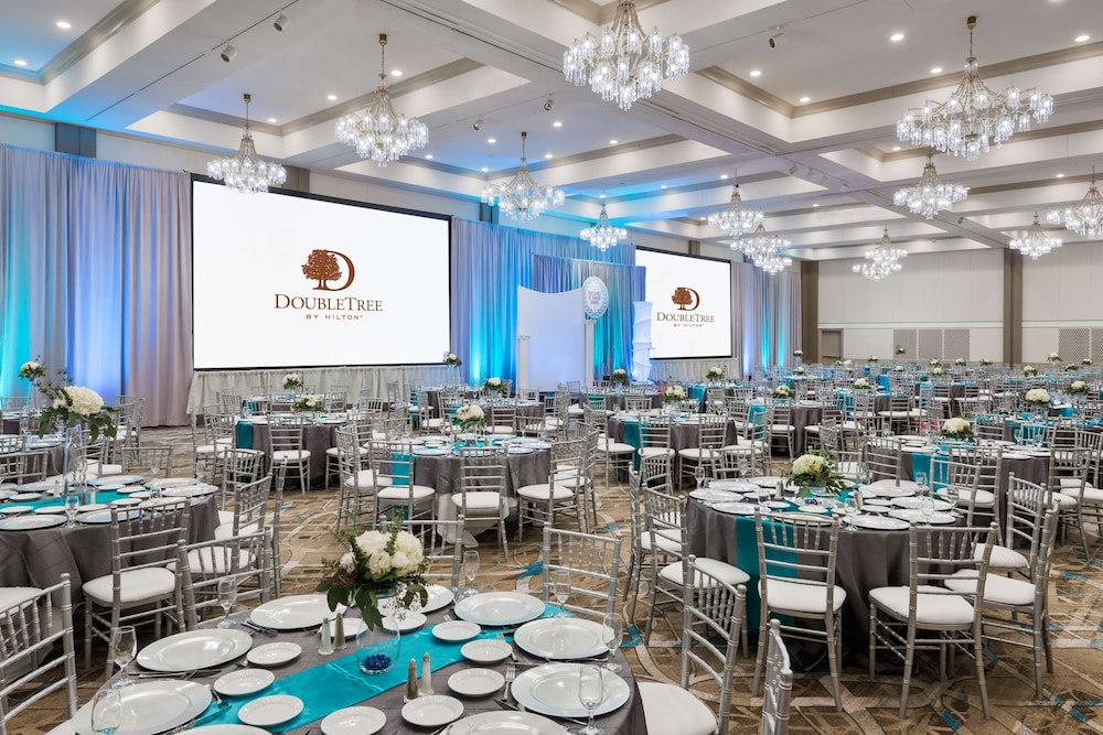 President Abraham Lincoln Springfield DoubleTree by Hilton - photo 54