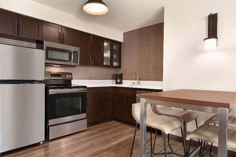 Residence Inn by Marriott Folsom Sacramento - photo 23