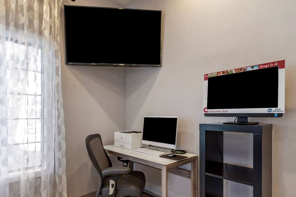 Best Western Country Inn - photo 8