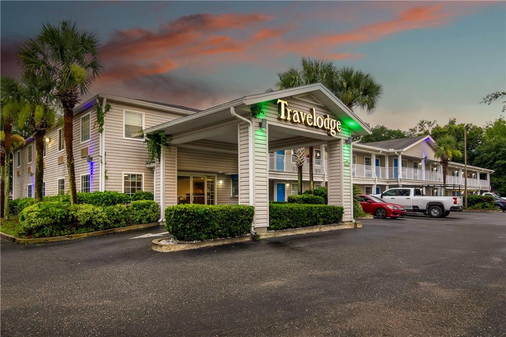 Travelodge Suites by Wyndham MacClenny - photo 9