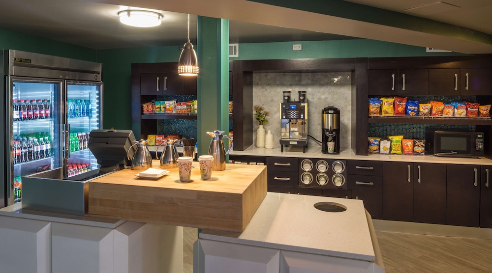 DoubleTree by Hilton Hotel Austin Northwest Arboretum - photo 26