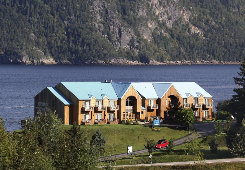 Auberge des Battures in Saguenay, Canada