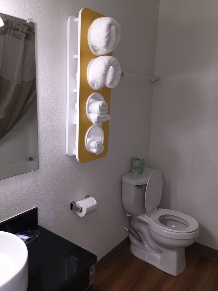 Motel6 Prairie Du Chien WI - photo 30