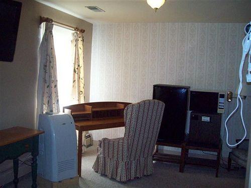 The Preston County Inn - photo 12