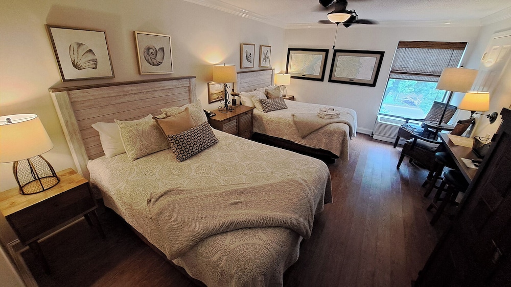 Saint Simons Inn by the Lighthouse - photo 126