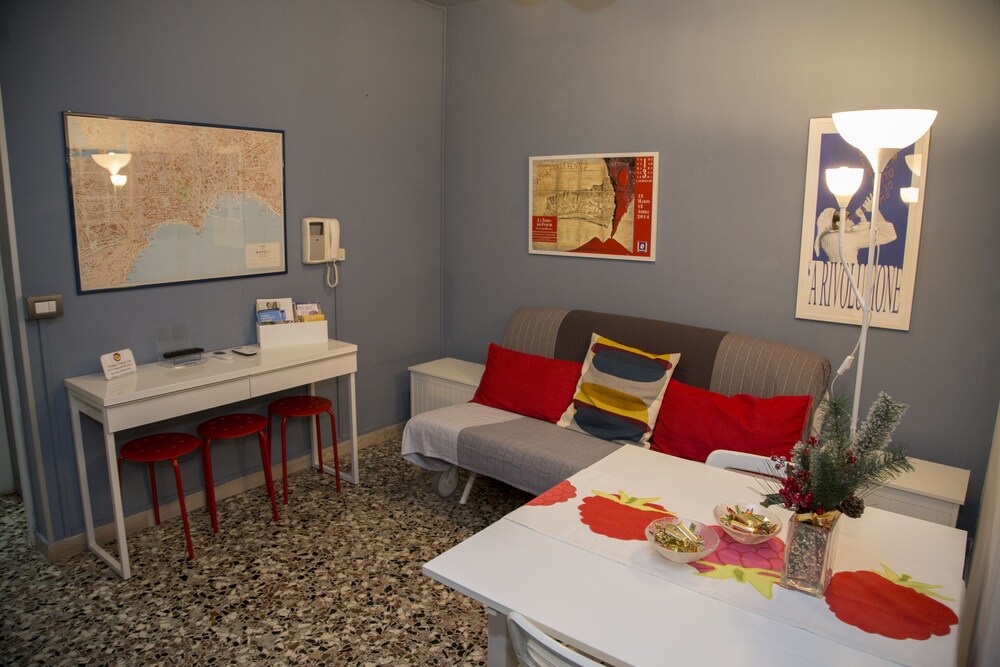 Maison Toledo 24 — 4-Star Luxury Hotel in Naples, Italy