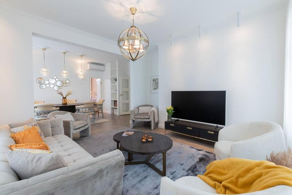 Luxury Villa — 4-Star Luxury Hotel in Paernu, Estonia