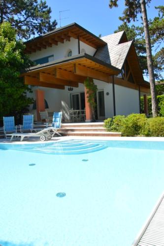 Villa Albachiara — 4-Star Luxury Hotel in Lignano Sabbiadoro, Italy