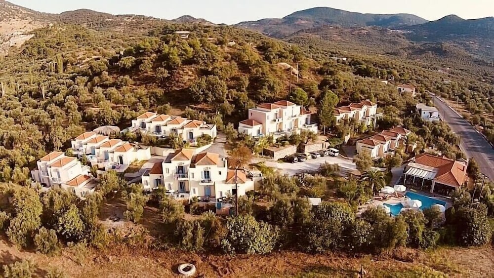 Lassia Studios in Petra, Greece