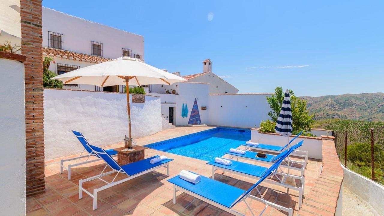 El Zorro Almáchar by Ruralidays — 4-Star Luxury Hotel in Almachar, Spain