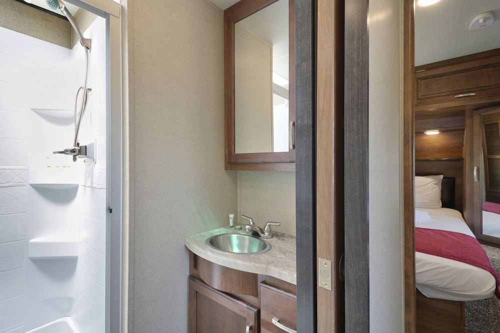 Sunshine Key RV Resort & Marina - photo 31