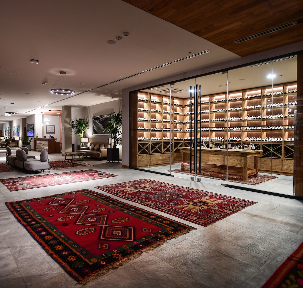 Tasting room