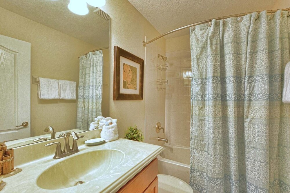 Luxurious 6BD Pool Home With Best Resort Amenities Two Master Suites and Big Pool Area #6pp917 - photo 25
