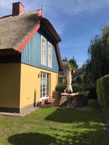 Lotsenhaus By Ferienhaus Strandgut — Born