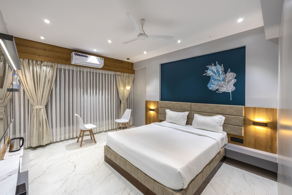 Hotel Opulence - last minute hotel in Aurangabad