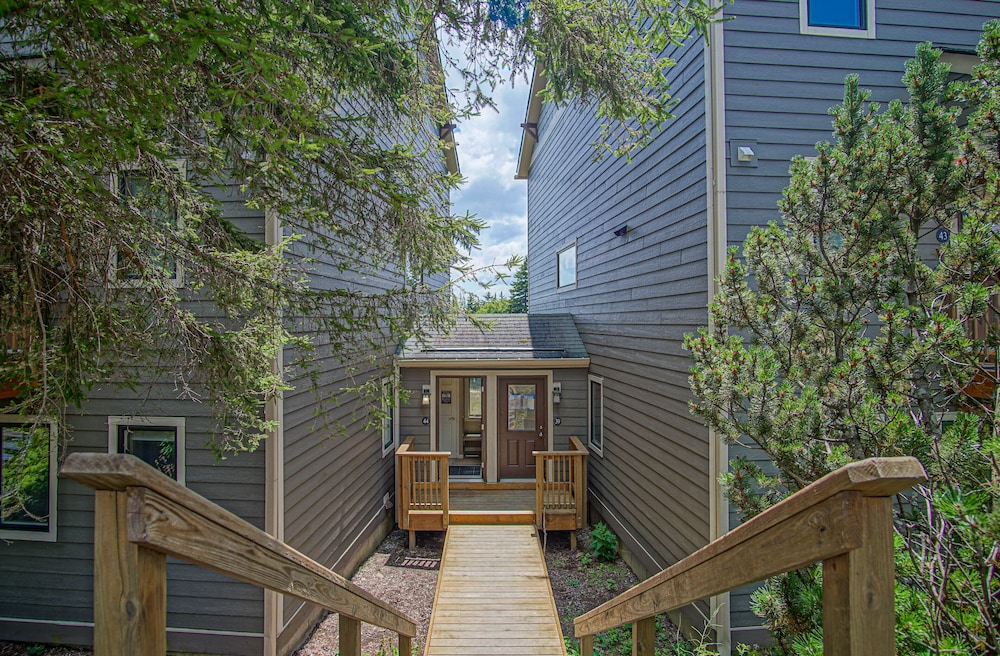 Powderidge 44: 1br: 1 Bath Flat - last minute hotel in Unknown City