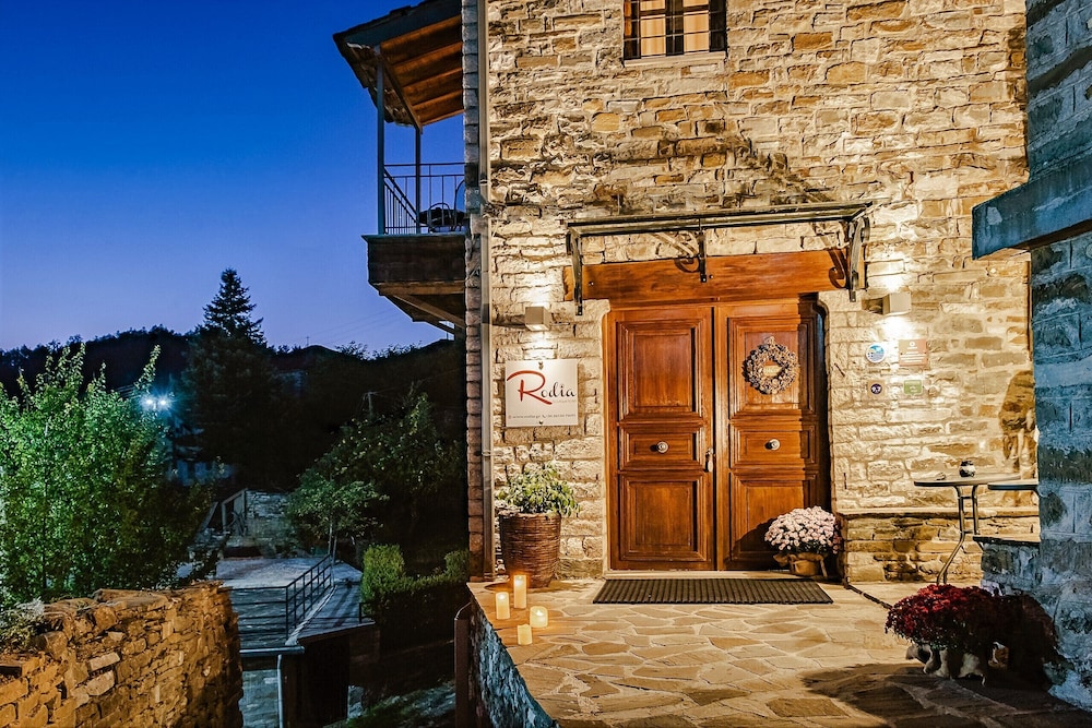 Rodia Boutique Hotel — 4-Star Luxury Hotel in Ioannina, Greece