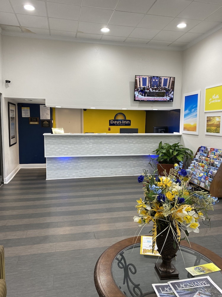 Days Inn & Suites by Wyndham Mobile - photo 26