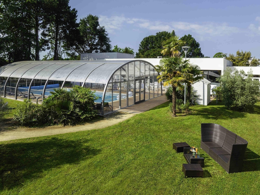 Novotel Nantes Carquefou — 4-Star Luxury Hotel in Carquefou, France