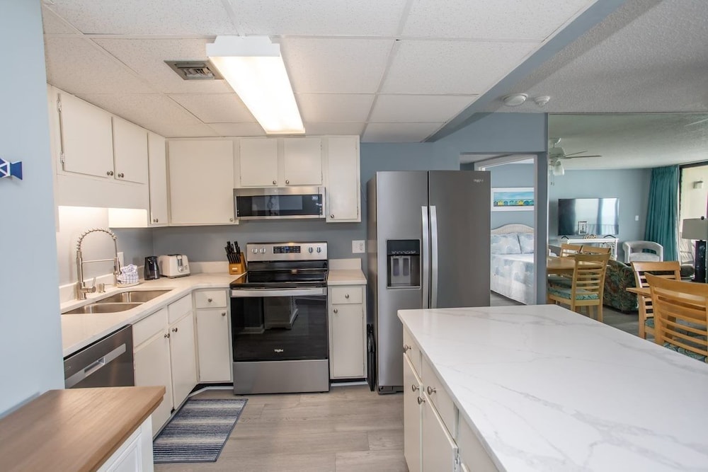 Royal Garden Resort 301 3 Bedroom Condo by RedAwning - photo 9