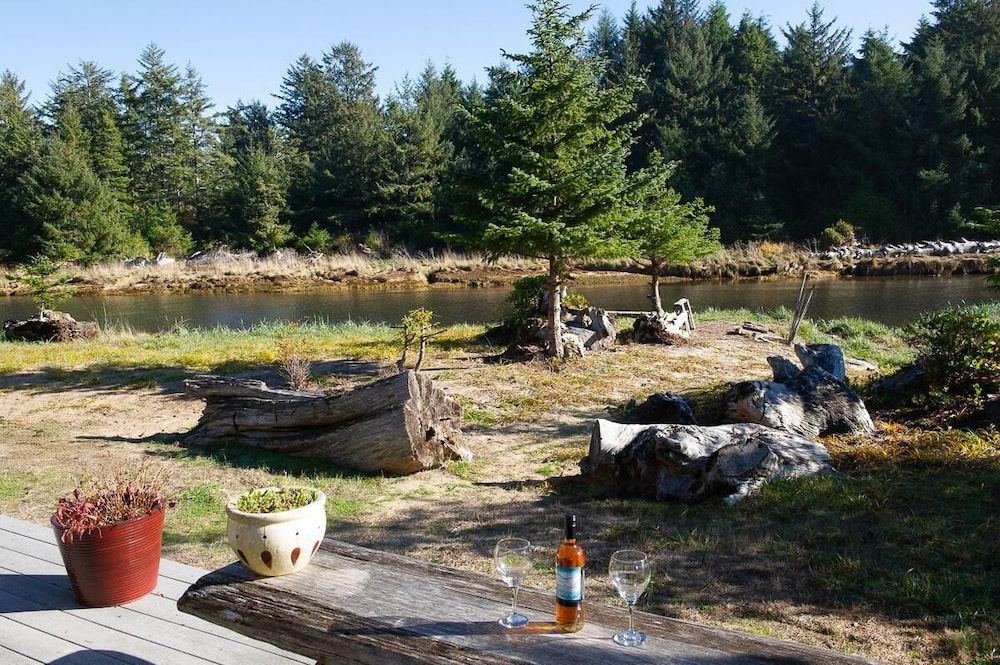 Schooner Creek Retreat - photo 5