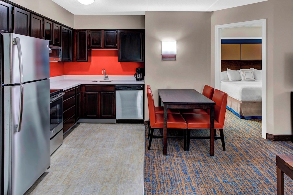 Residence Inn by Marriott Cleveland Beachwood - photo 10