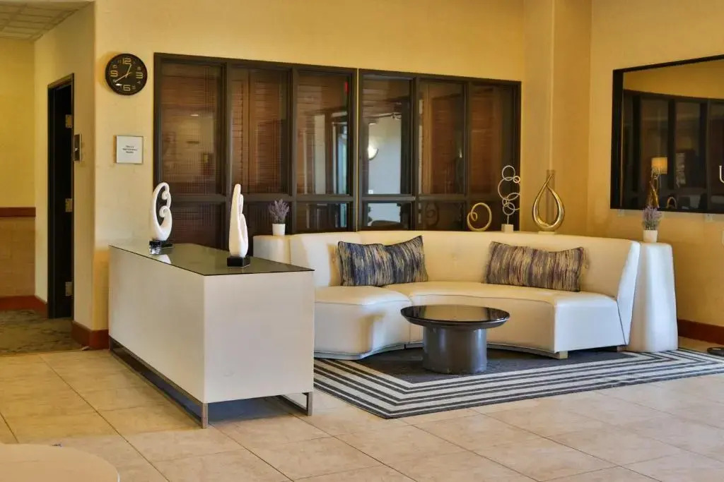Wingate By Wyndham Rock Springs - photo 8