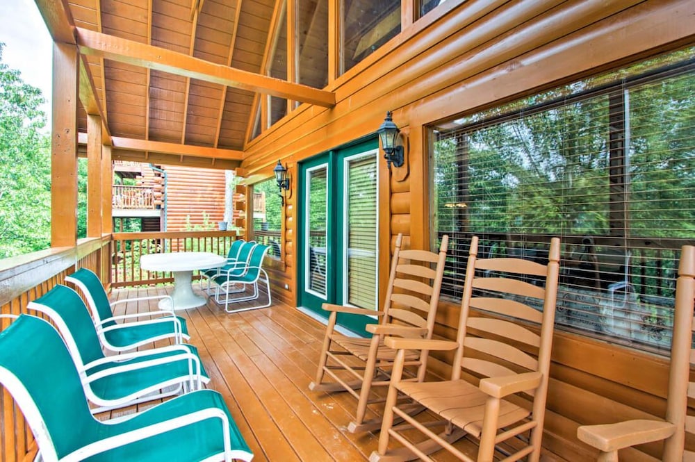 Mountaintop Manor - photo 20