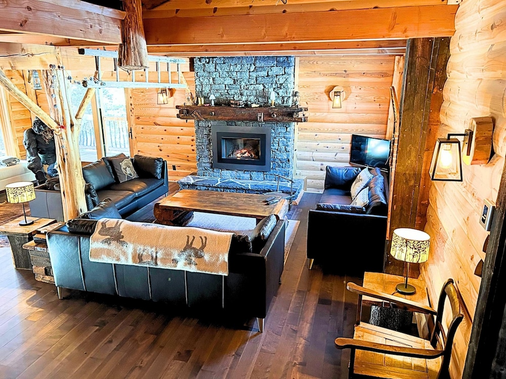 Chalets Spa Canada in La Malbaie, Canada